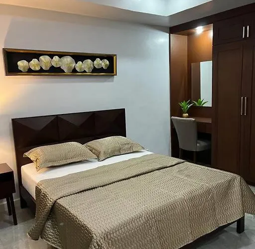My Heart Of San Juan Near Greenhills, Ortigas With Roof Garden